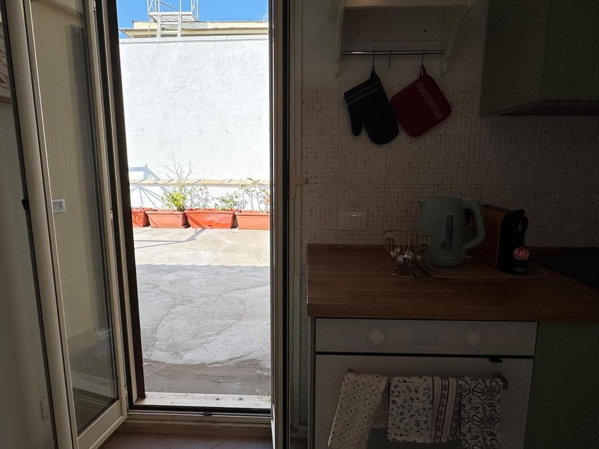 Rooftop Via Appia Nuova, Roma Екстер'єр фото